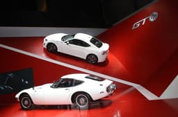 GT86 shares Toyota's stand with rare classic 2000GT.
